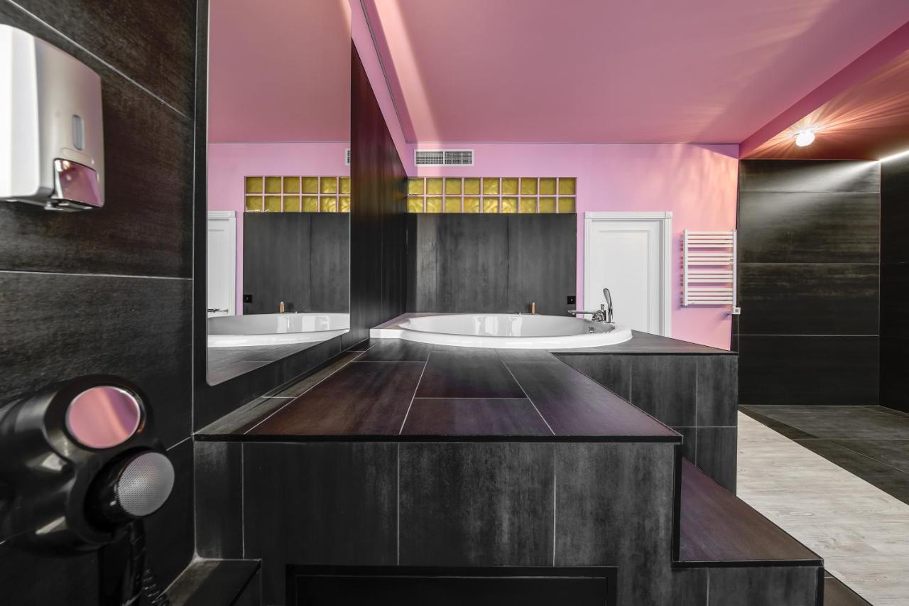 Sky Deep Jacuzzi 30 Floor Apartment Klaipėda Exterior foto