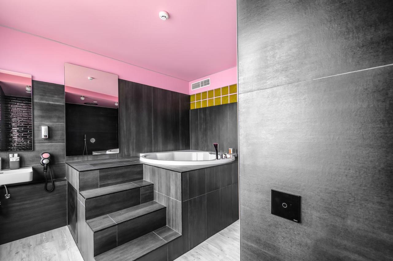 Sky Deep Jacuzzi 30 Floor Apartment Klaipėda Exterior foto