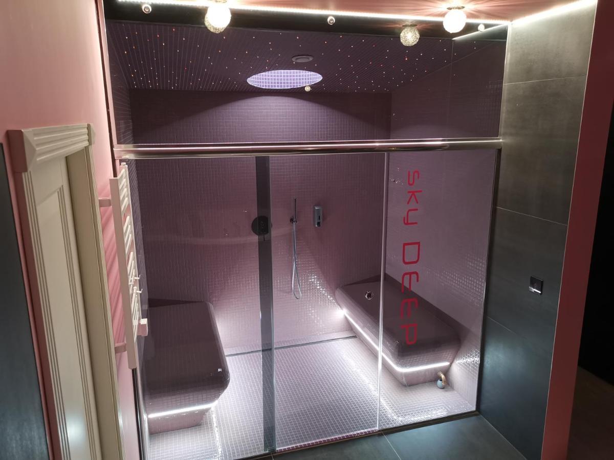 Sky Deep Jacuzzi 30 Floor Apartment Klaipėda Exterior foto
