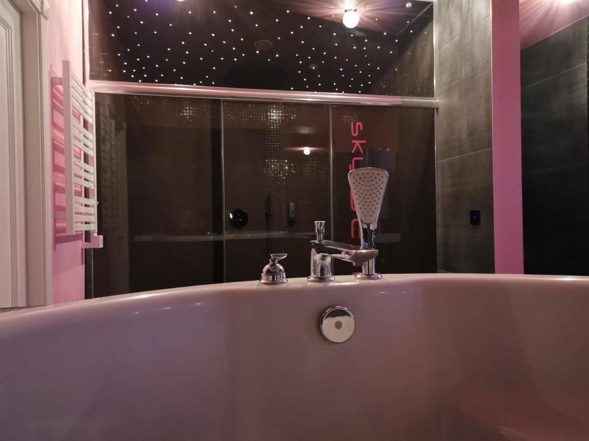 Sky Deep Jacuzzi 30 Floor Apartment Klaipėda Exterior foto
